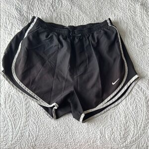 Nike Black Athletic Shorts Moisture-Wicking Lightweight
